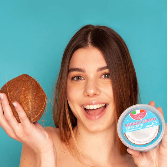 SCRUB CORPO AL PROFUMO DI COCCO