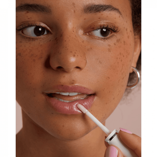 LIP OIL GLOSSY SHINE - Balsamo labbra effetto Glossy