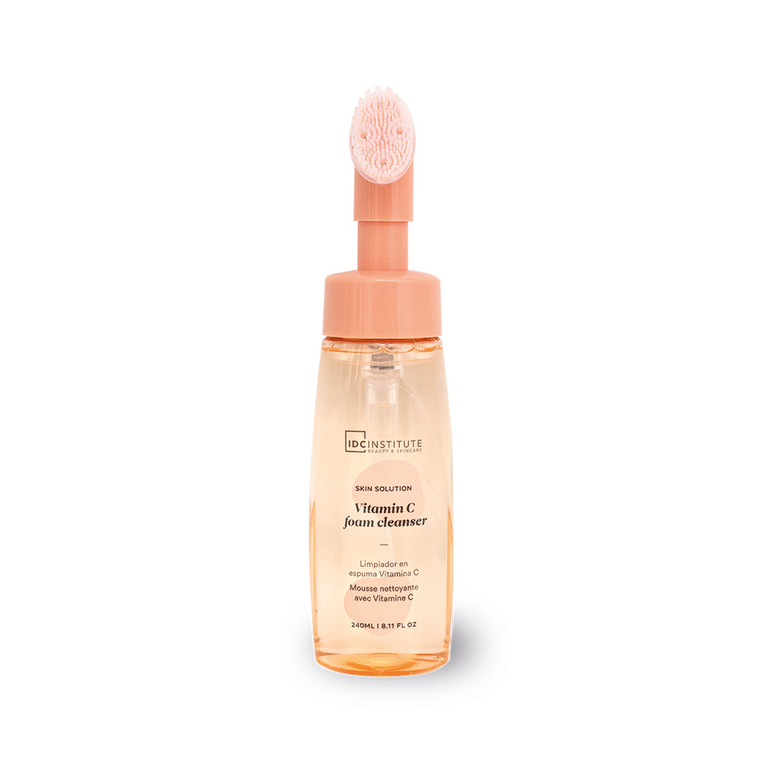 IDC - MOUSSE DETERGENTE VISO ALLA VITAMINA C - detergere delicatamente la pelle grazie alla sua texture schiumosa