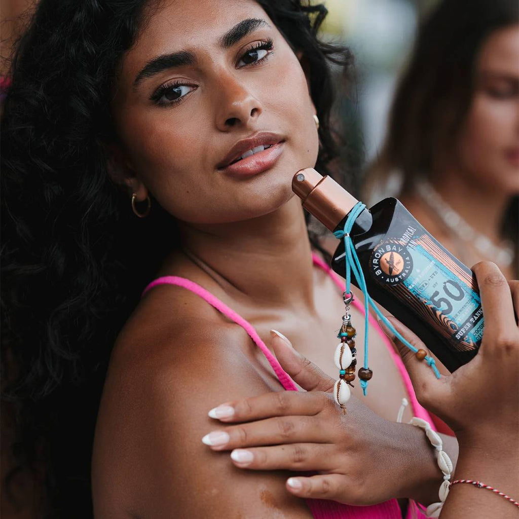 BYRON BAY - Olio di Cocco Super Abbronzante SPF50 200ml | Aiuta a prevenire l'invecchiamento cutaneo