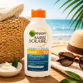 GARNIER AMBRE SOLAIRE LATTE PROTETTIVO LEGGERO E SETOSO SPF 10 - Pelle Morbida e Setosa 200ml