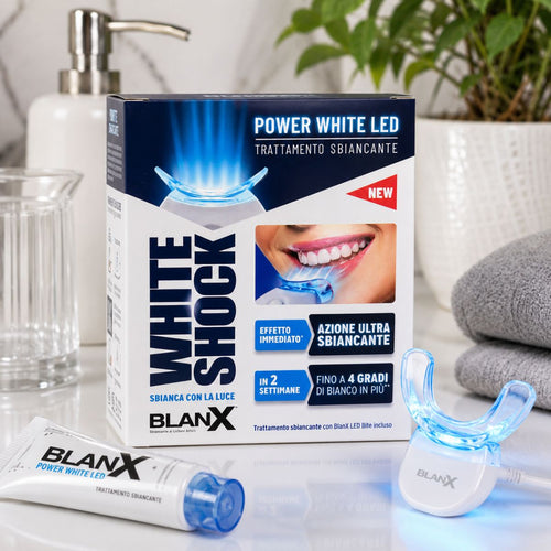 BLANX WHITE SHOCK POWER WHITE LED - Trattamento Sbiancante Con Luce 30ml - Liquidò