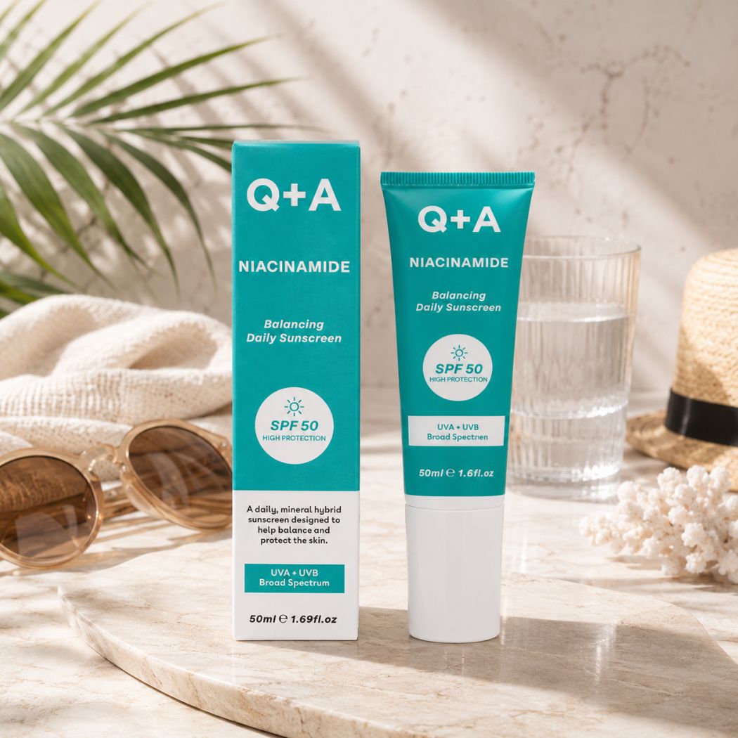 Q+A NIACINAMIDE BALANCING DAILY SUNSCREEN SPF50 - Crema Solare Viso 50 ml