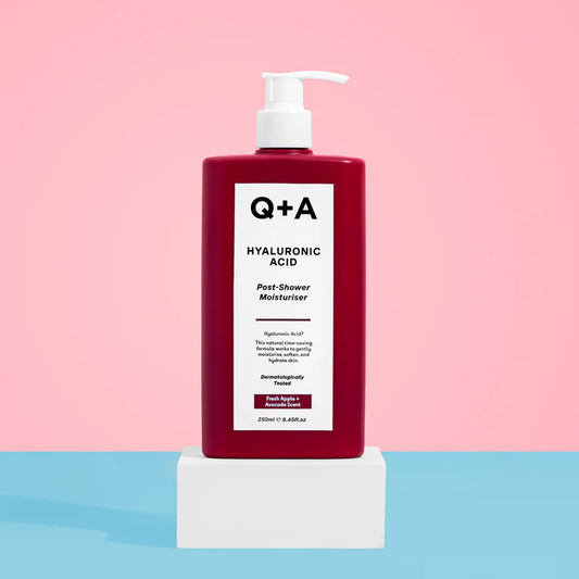 Q+A HYALURONIC ACID - Crema idratante post-doccia all'acido ialuronico 250ml