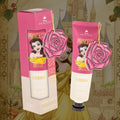 DISNEY PRINCESS BELLA – Crema Mani Idratante con Burro di Karité, Profumata Dark Fruits