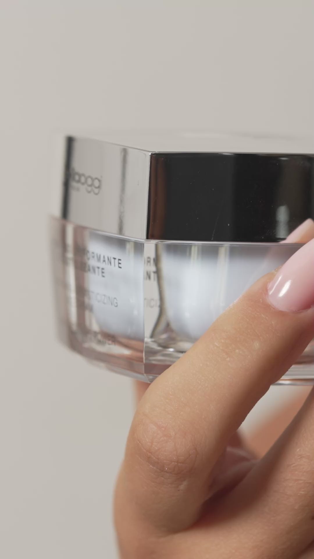 bellaoggi Care.Cube - CREMA VISO UNIFORMANTE E ELASTICIZZANTE